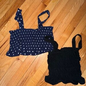 2 pack of tank tops